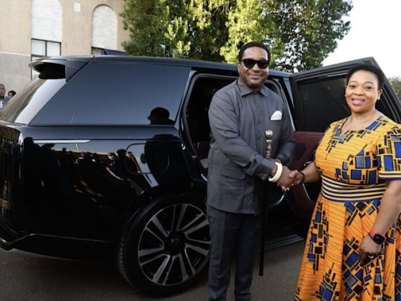 ANC charms Zulu King with R5 million car Scrolla.Africa