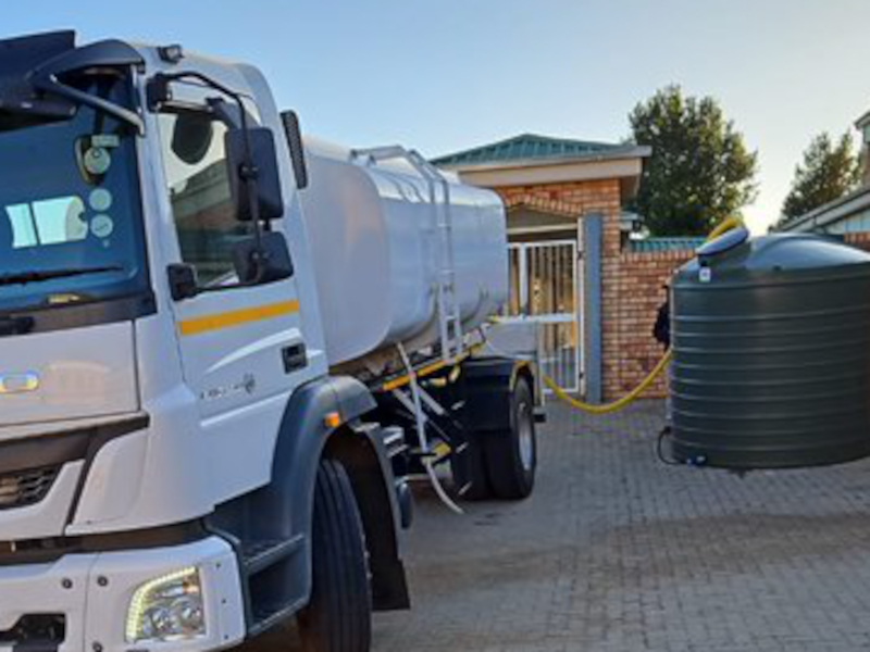 Where to get water in Johannesburg when the taps run dry - Scrolla.Africa