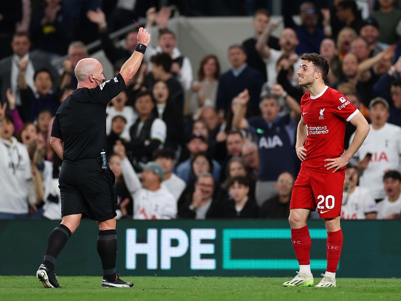 Spur of the moment win after red-faced sending-offs - Scrolla.Africa