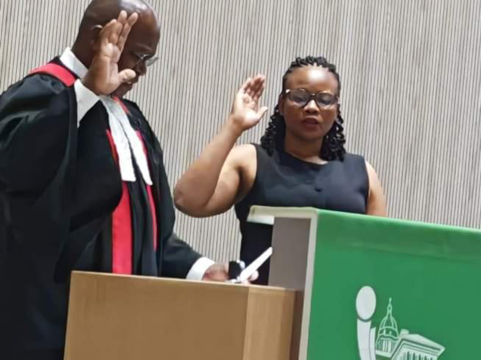 Dr Nasipha Moya