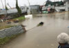 Cape flood victims flee hall after threat claims